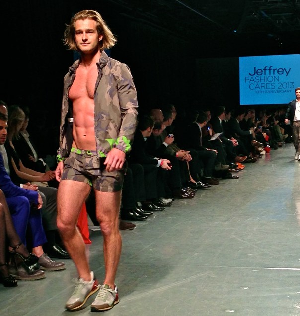 Models-Jeffrey-Fashion-Cares-12