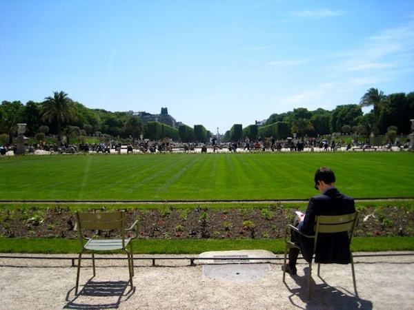 paris-luxembourg-gardens-photo-andrew-villagomez-2