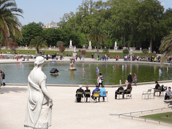 paris-luxembourg-gardens-photo-andrew-villagomez-3