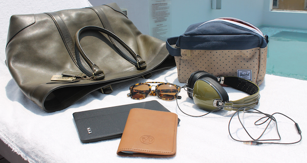 jetsetter-weekend-travel-accessories-1