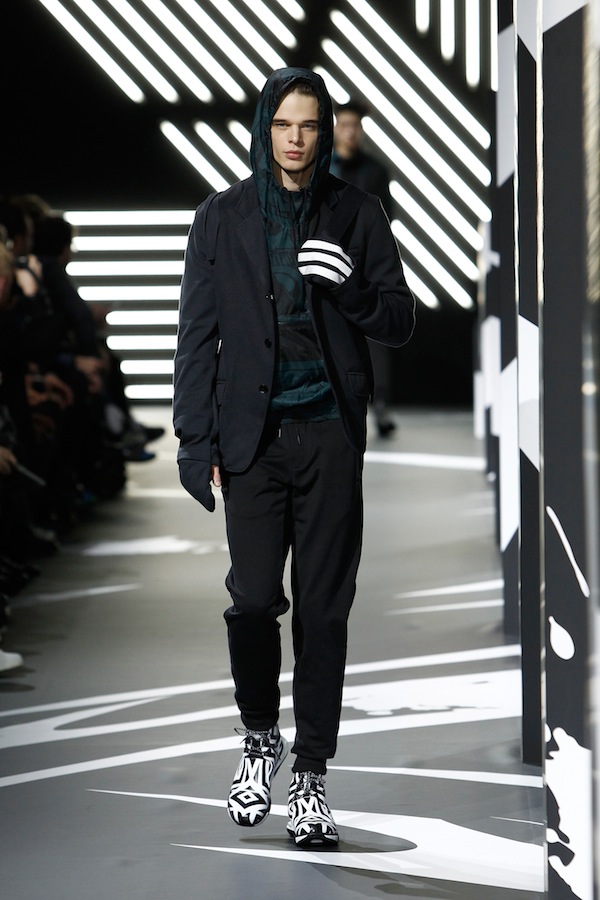 Y-3 : Runway - Paris Fashion Week - Menswear F/W 2014-2015