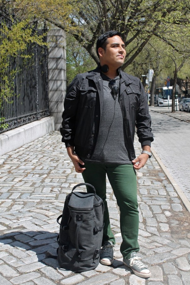 street-city-traveler-2