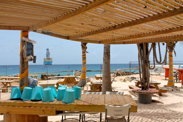 curacao-photos-11-rock-beach-view