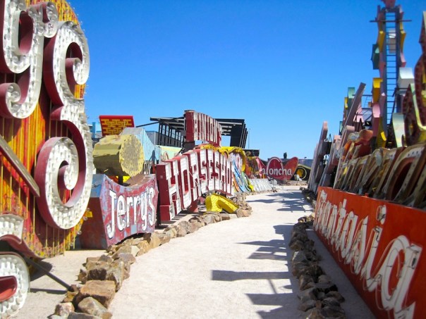 las-vegas-travel-19-neon-boneyard