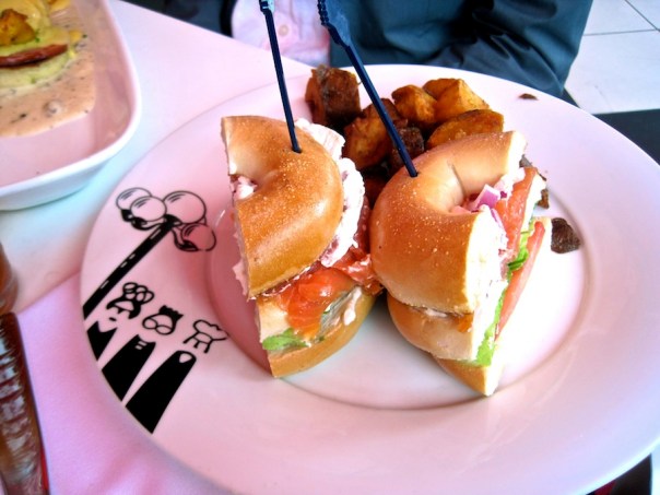 las-vegas-travel-9-serendipity