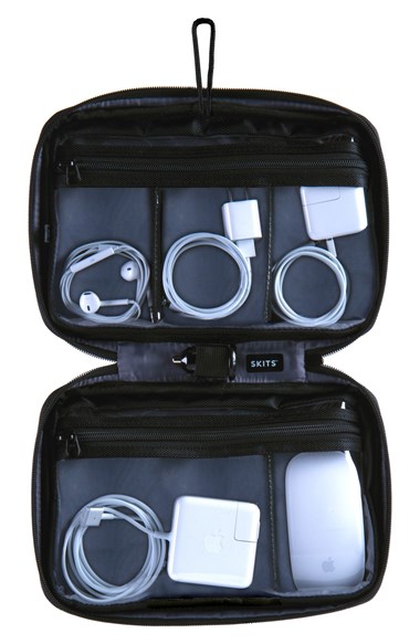 skits-case-tech-travel