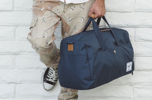 HSC_SP15_Lifestyle-duffel-bag