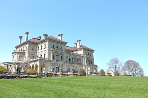 newport-rhode-island-breakers-mansion-4