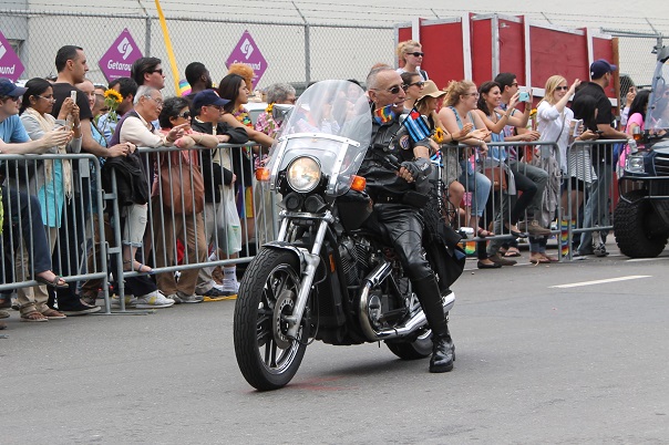 san-francisco-lgbt-pride-2015-23-parade