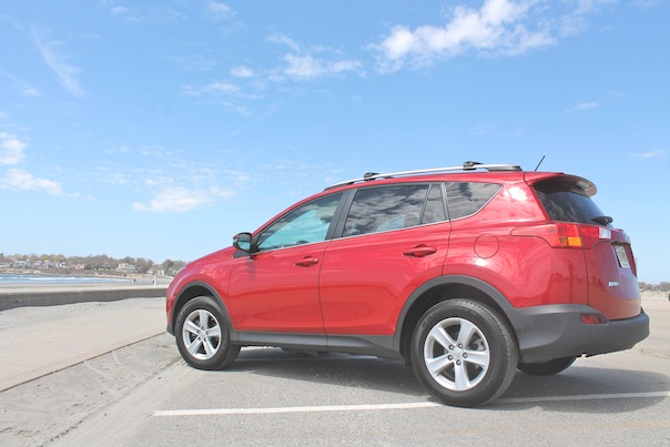 toyota-rav4-car-side-2