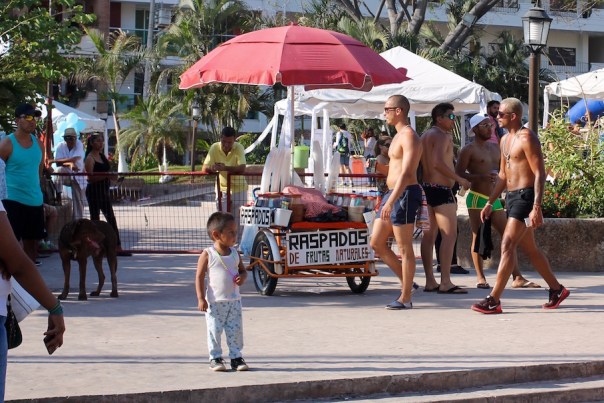 puerto-vallarta-pride-2016-parade-10