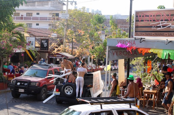 puerto-vallarta-pride-2016-parade-20