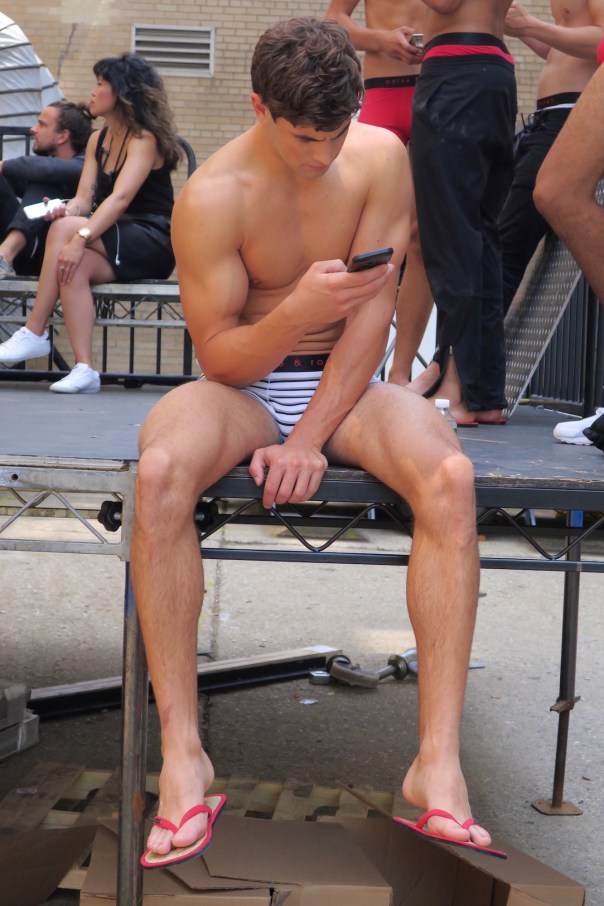 parke-ronen-backstage-spring-2017-male-models-19-franky-cammarata